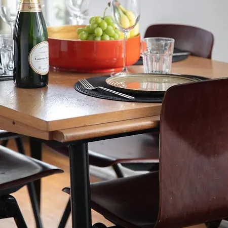 Hawkins Park View In Parigi